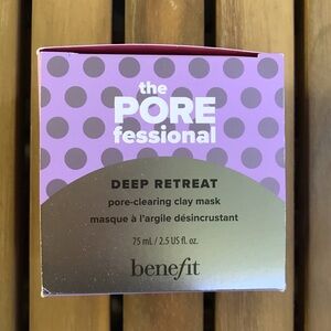 Benefit proefessional deep retrace clay mask face mask